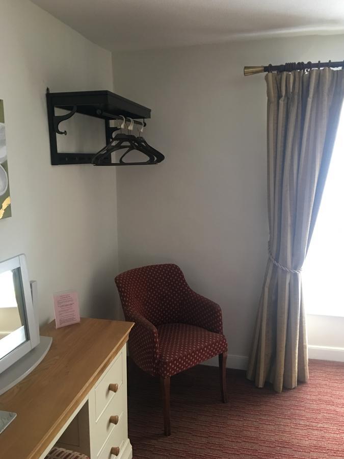 Winston Manor Guesthouse Rooms Churchill  Kültér fotó