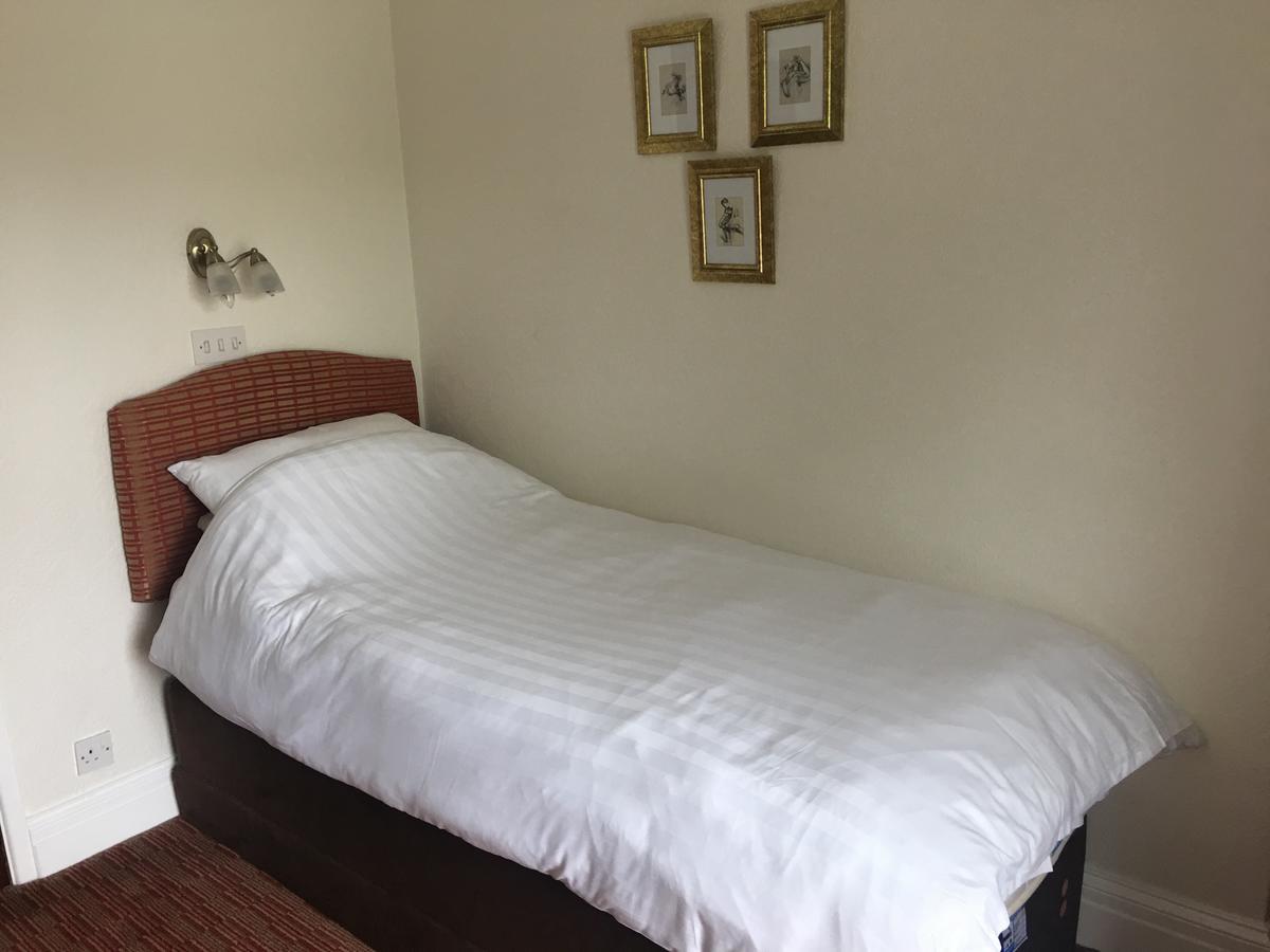 Winston Manor Guesthouse Rooms Churchill  Kültér fotó