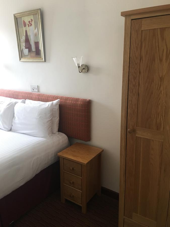 Winston Manor Guesthouse Rooms Churchill  Kültér fotó