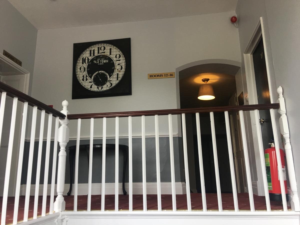 Winston Manor Guesthouse Rooms Churchill  Kültér fotó