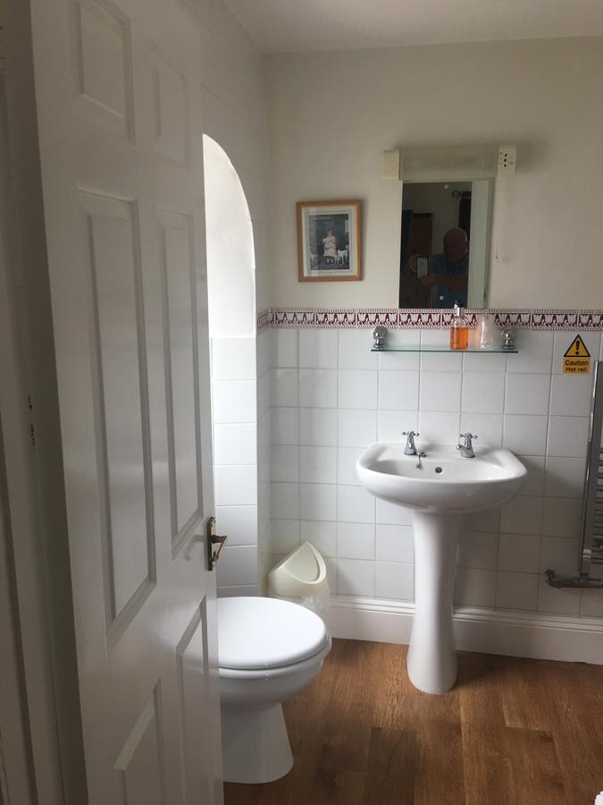 Winston Manor Guesthouse Rooms Churchill  Kültér fotó