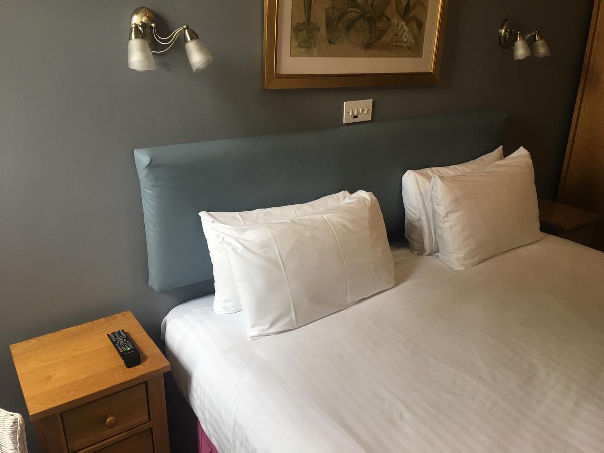 Winston Manor Guesthouse Rooms Churchill  Kültér fotó