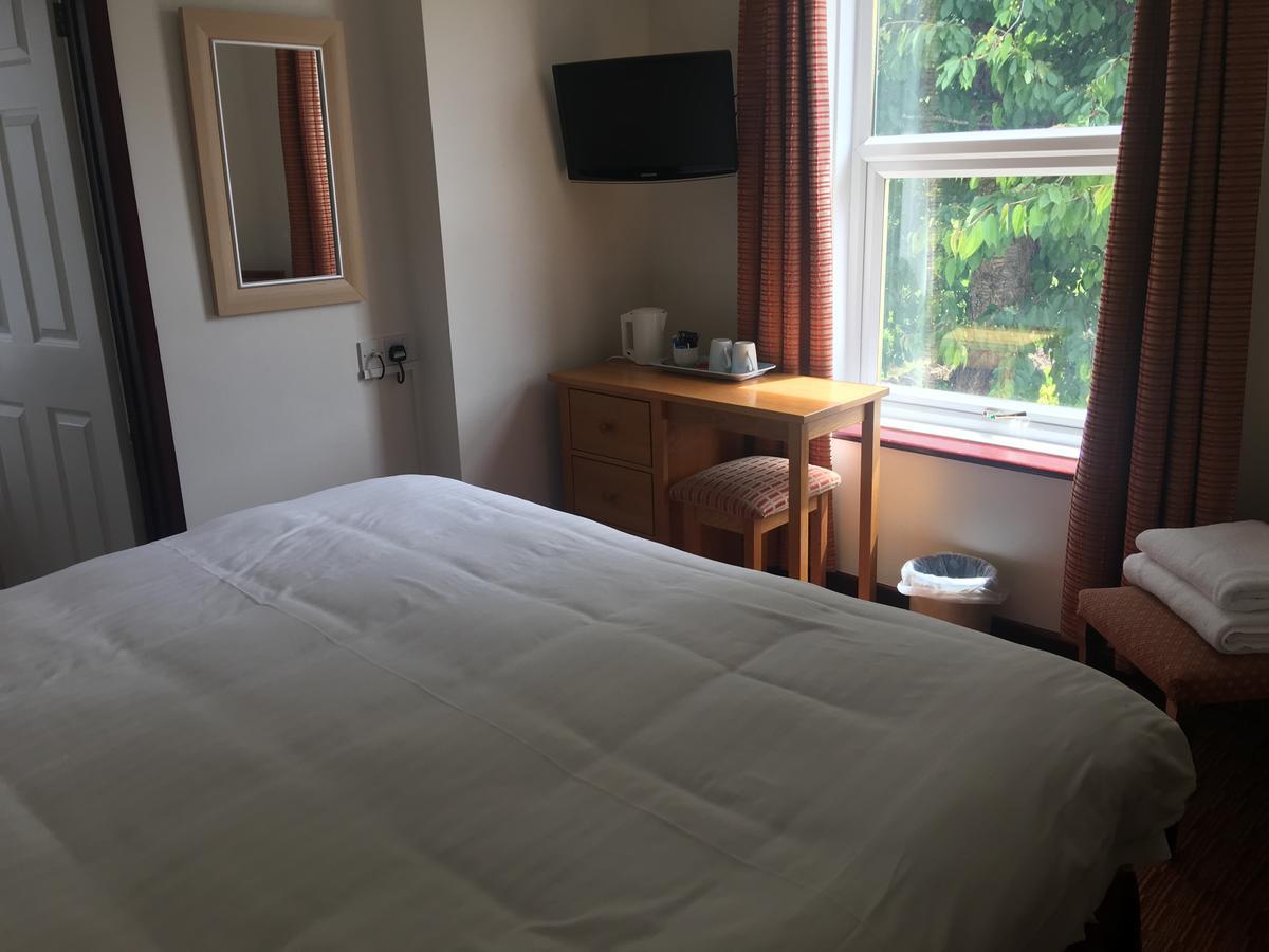 Winston Manor Guesthouse Rooms Churchill  Kültér fotó