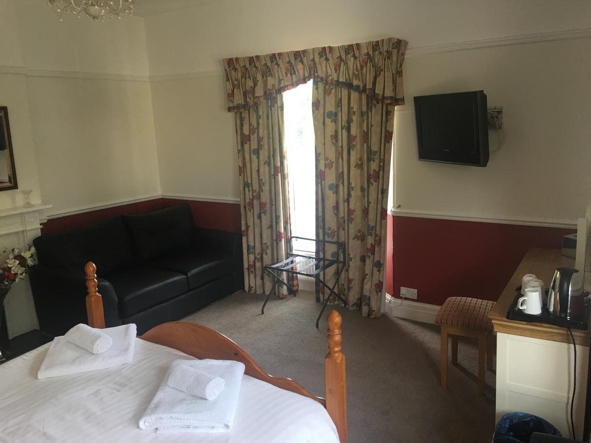 Winston Manor Guesthouse Rooms Churchill  Kültér fotó